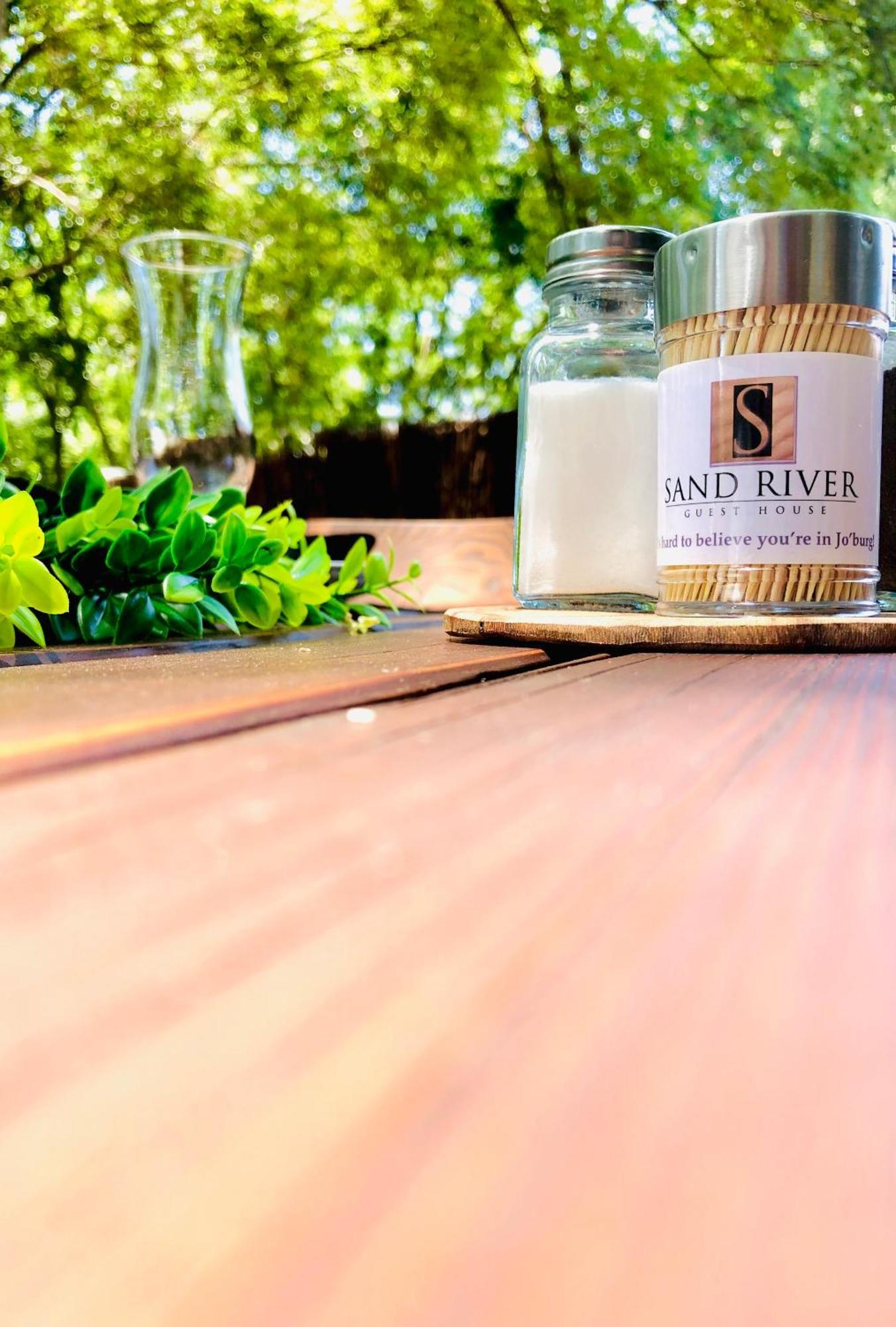 Sand River Guest House Joanesburgo Exterior foto